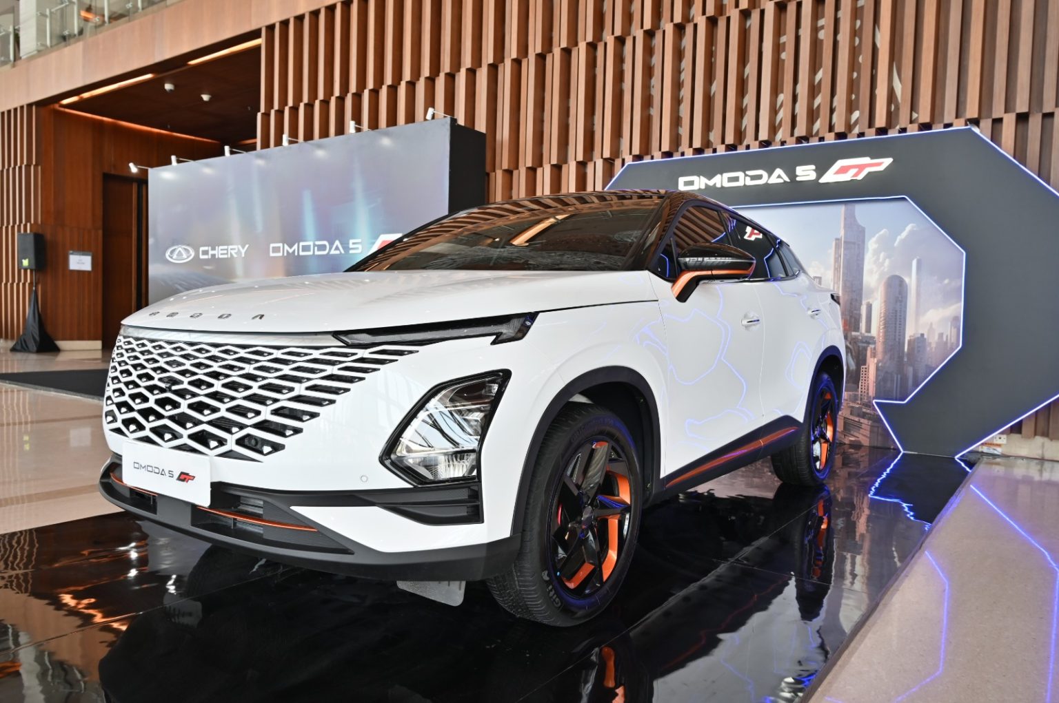 Laris di Pasar Otomotif Tanah Air, Harga Chery Omoda 5 GT Naik Rp5 Jutaan