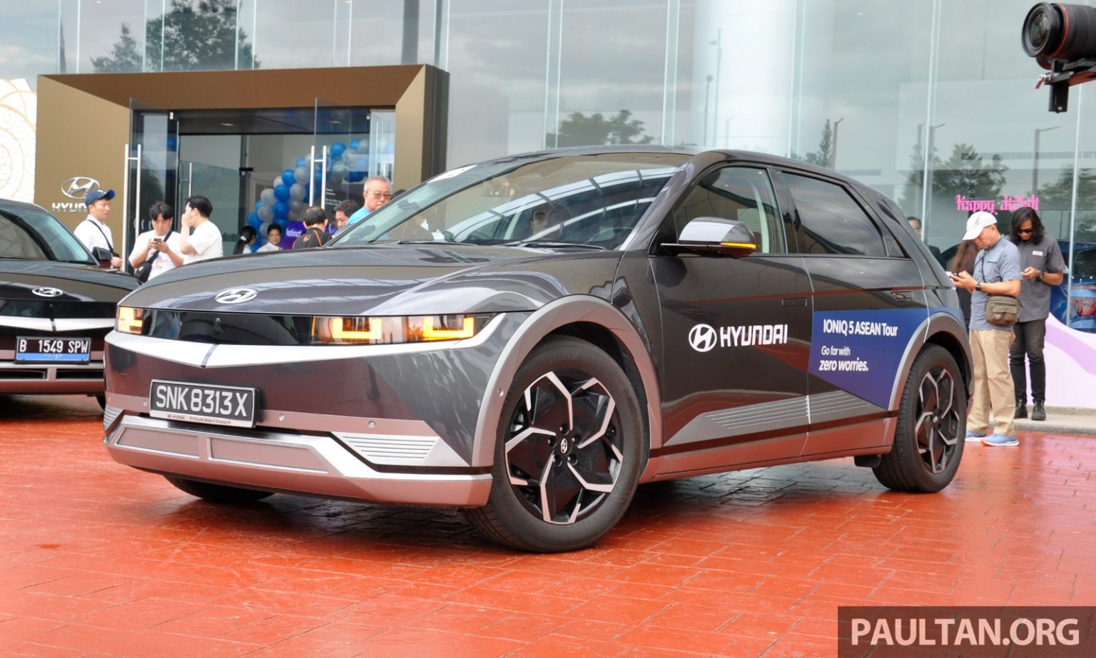 Mobil Listrik Hyundai Ioniq 5 Diajak Kelilingi Asia Tenggara