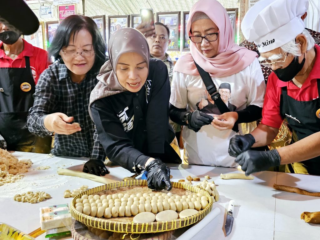 Praktik Bikin Mino, Atikoh Ganjar: Ada Proses Panjang, Tak Bisa Instan