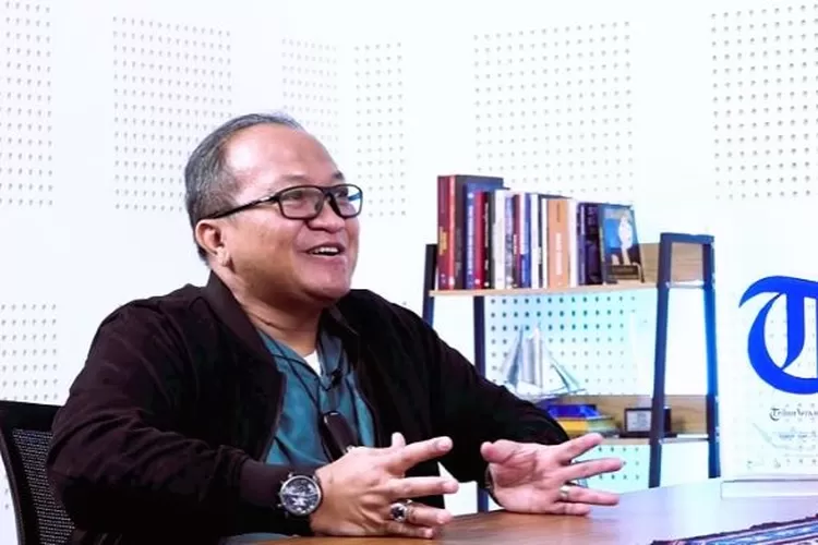 Dukungan Khofifah kepada Prabowo-Gibran Sarat Kesan ‘Barter Politik’