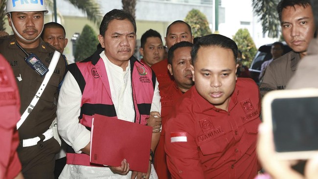 Achsanul Qosasi Divonis 2,5 Tahun Penjara Dalam Kasus Korupsi BTS 4G